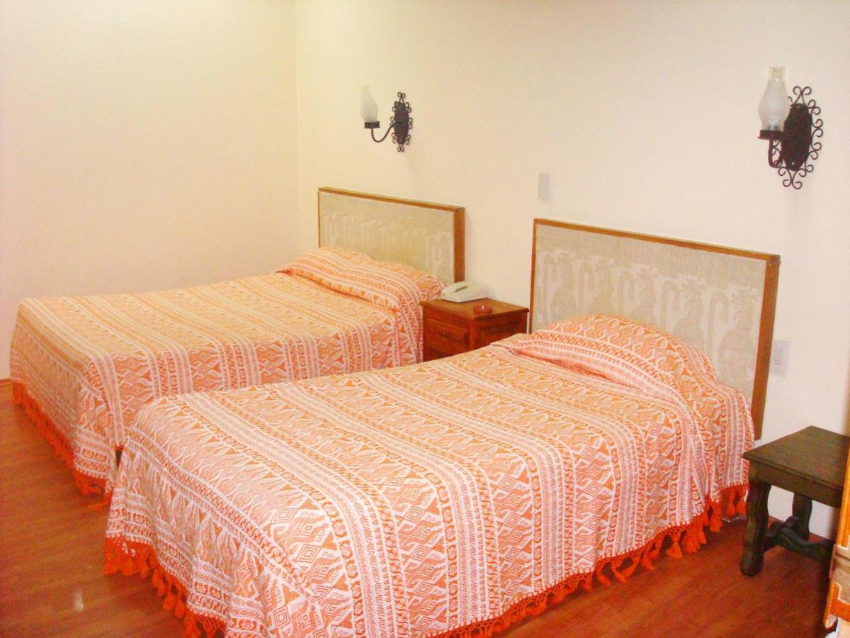 Hotel Don Quijote San Cristóbal de Las Casas Dış mekan fotoğraf