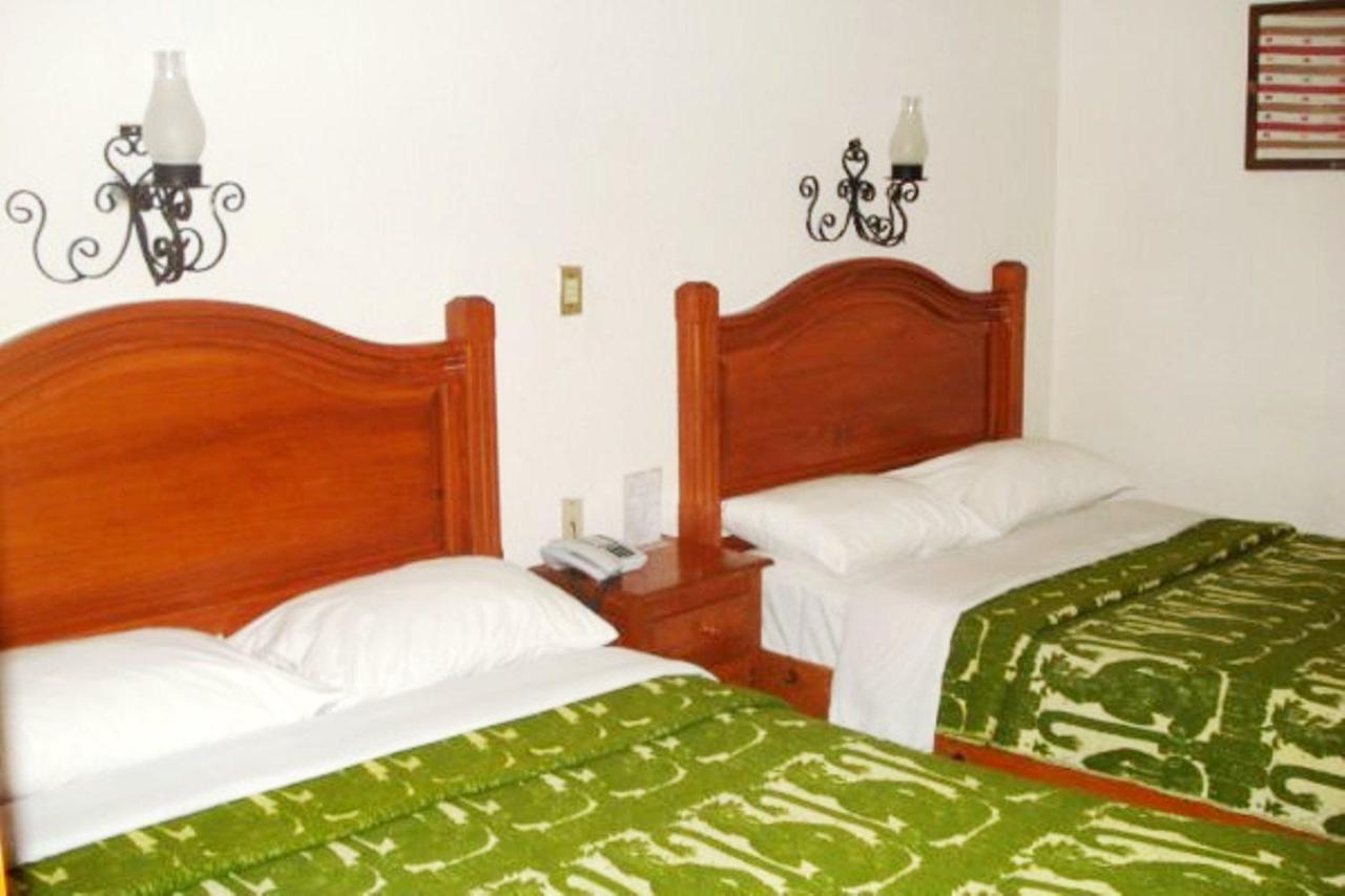 Hotel Don Quijote San Cristóbal de Las Casas Dış mekan fotoğraf