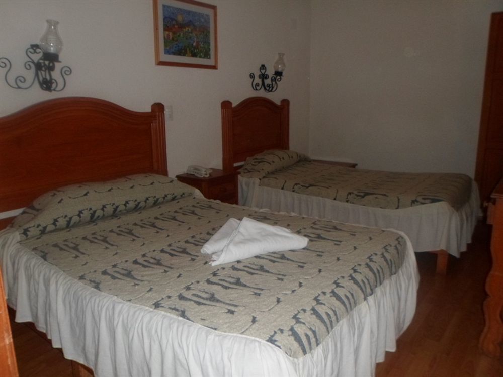 Hotel Don Quijote San Cristóbal de Las Casas Dış mekan fotoğraf